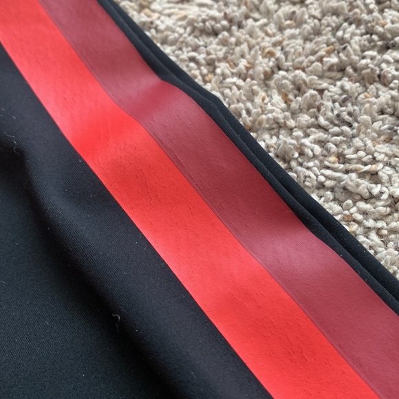 All Access x Bandier Stevie Leggings with Red Stripe - Picture 14 of 16